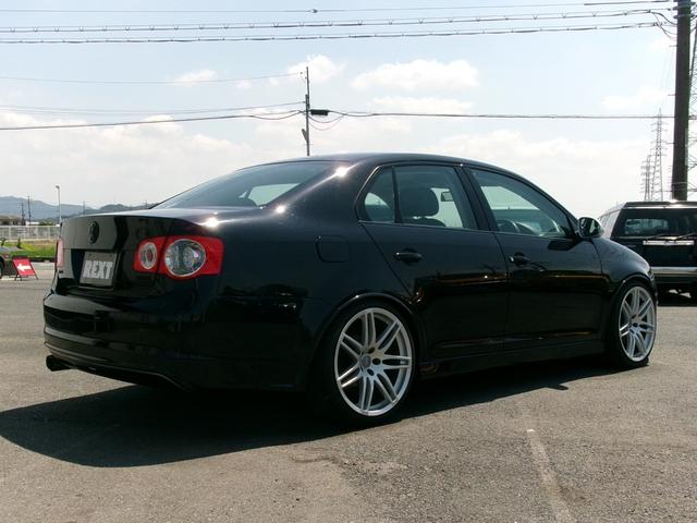 フォルクスワーゲン ジェッタ 2.0T 2.0T(5名) 車高調