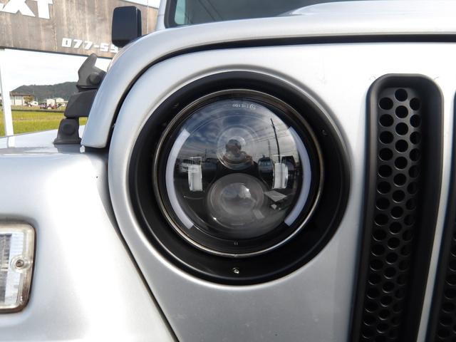 ジープ・ラングラー サハラ ハードトップ 4WD 後期最終型 20インチAW LEDヘッド ナビ 地デジ Bluetoothオーディオ(8枚目)