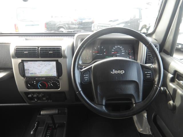 ジープ・ラングラー サハラ ハードトップ 4WD 後期最終型 20インチAW LEDヘッド ナビ 地デジ Bluetoothオーディオ(16枚目)