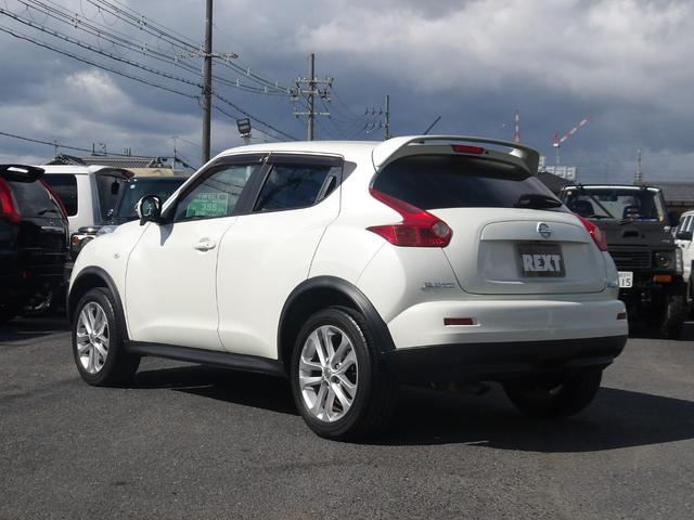 ジューク １６ＧＴ　ユーザー様買取　ナビ　バックカメラ　Ｂｌｕｅｔｏｏｔｈ接続　オートエアコン　ＥＴＣ（6枚目）