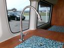 ＰＡ　フレンチバス　キッチンカー　移動販売車　サイドテーブル　リアテーブル　給排水シンク（22枚目）
