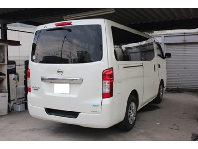 ＮＶ３５０キャラバンバン ロングＤＸターボ　グレード名：日産大阪５周年記念車　乗車定員２／５人　純正ナビ　フルセグＴＶ　バックモニター　ＥＴＣ（9枚目）