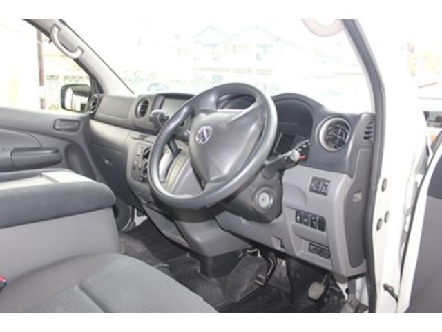 ＮＶ３５０キャラバンバン ロングＤＸターボ　グレード名：日産大阪５周年記念車　乗車定員２／５人　純正ナビ　フルセグＴＶ　バックモニター　ＥＴＣ（18枚目）