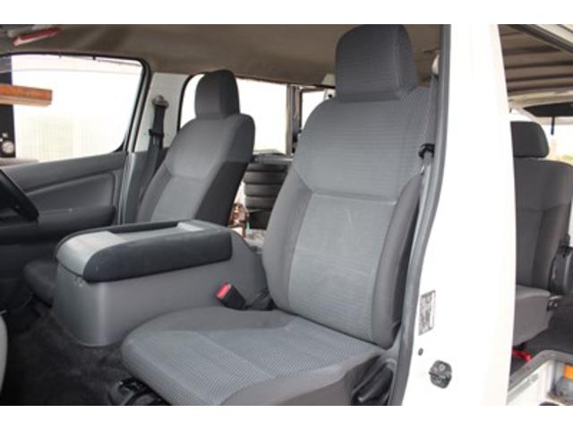 ＮＶ３５０キャラバンバン ロングＤＸターボ　グレード名：日産大阪５周年記念車　乗車定員２／５人　純正ナビ　フルセグＴＶ　バックモニター　ＥＴＣ（22枚目）