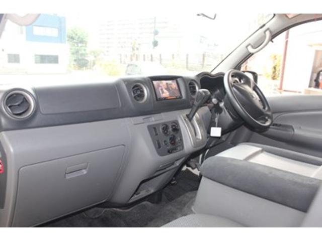 ＮＶ３５０キャラバンバン ロングＤＸターボ　グレード名：日産大阪５周年記念車　乗車定員２／５人　純正ナビ　フルセグＴＶ　バックモニター　ＥＴＣ（24枚目）