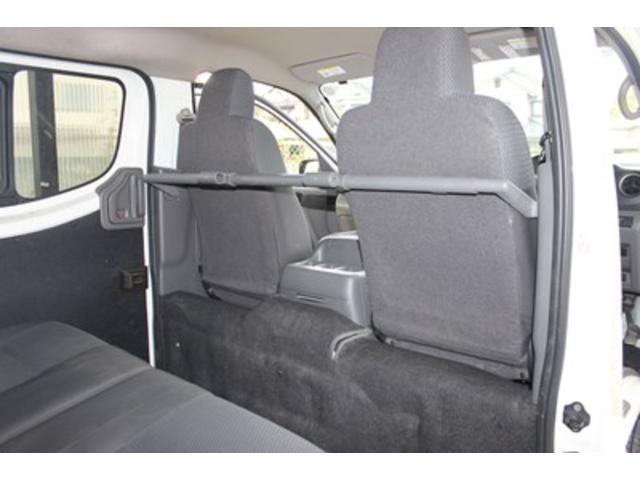 ＮＶ３５０キャラバンバン ロングＤＸターボ　グレード名：日産大阪５周年記念車　乗車定員２／５人　純正ナビ　フルセグＴＶ　バックモニター　ＥＴＣ（31枚目）