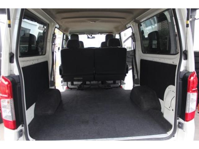 ＮＶ３５０キャラバンバン ロングＤＸターボ　グレード名：日産大阪５周年記念車　乗車定員２／５人　純正ナビ　フルセグＴＶ　バックモニター　ＥＴＣ（32枚目）