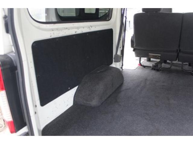 ＮＶ３５０キャラバンバン ロングＤＸターボ　グレード名：日産大阪５周年記念車　乗車定員２／５人　純正ナビ　フルセグＴＶ　バックモニター　ＥＴＣ（33枚目）