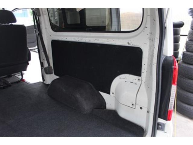 ＮＶ３５０キャラバンバン ロングＤＸターボ　グレード名：日産大阪５周年記念車　乗車定員２／５人　純正ナビ　フルセグＴＶ　バックモニター　ＥＴＣ（34枚目）