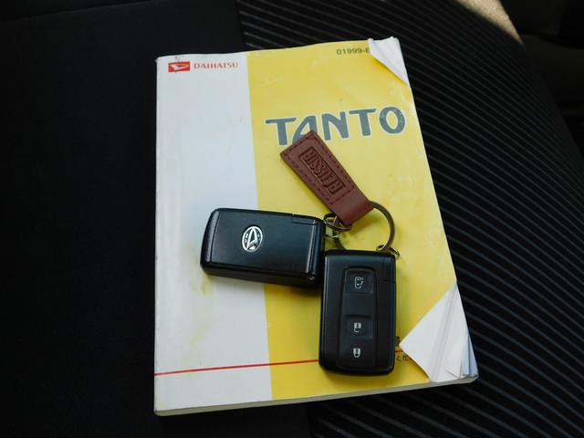 カスタムRS ターボ車 左リアパワースライド キーフリー 社外ナビ TV DVD再生 ブルートゥース 純正モモステアリング(13枚目)