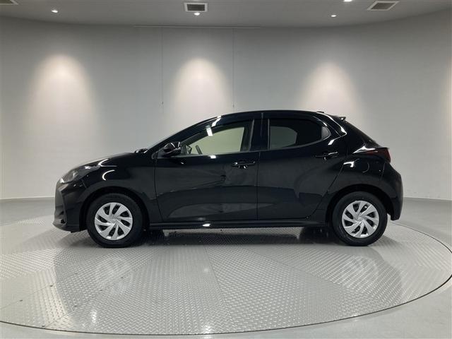 ヤリス ハイブリッドＸ　ミュージックプレイヤー接続可　バックカメラ　衝突被害軽減システム　ＥＴＣ　ワンオーナー（4枚目）