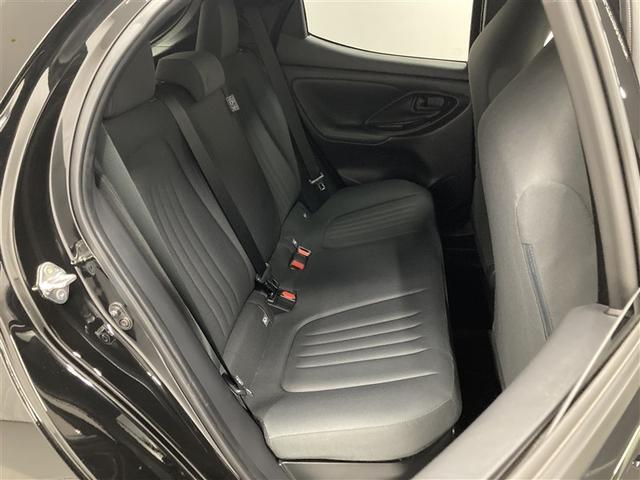 ヤリス ハイブリッドＸ　ミュージックプレイヤー接続可　バックカメラ　衝突被害軽減システム　ＥＴＣ　ワンオーナー（11枚目）