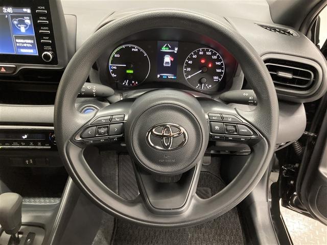 ヤリス ハイブリッドＸ　ミュージックプレイヤー接続可　バックカメラ　衝突被害軽減システム　ＥＴＣ　ワンオーナー（12枚目）