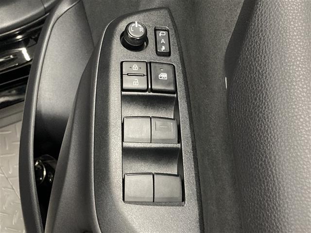 ヤリス ハイブリッドＸ　ミュージックプレイヤー接続可　バックカメラ　衝突被害軽減システム　ＥＴＣ　ワンオーナー（19枚目）