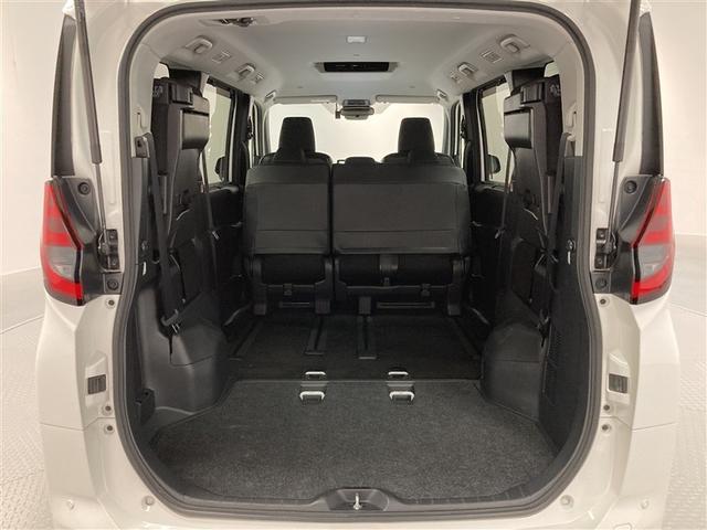 ノア Ｇ　ミュージックプレイヤー接続可　バックカメラ　衝突被害軽減システム　ＥＴＣ　ドラレコ　両側電動スライド　ＬＥＤヘッドランプ　ウオークスルー　乗車定員８人　３列シート　ワンオーナー（8枚目）