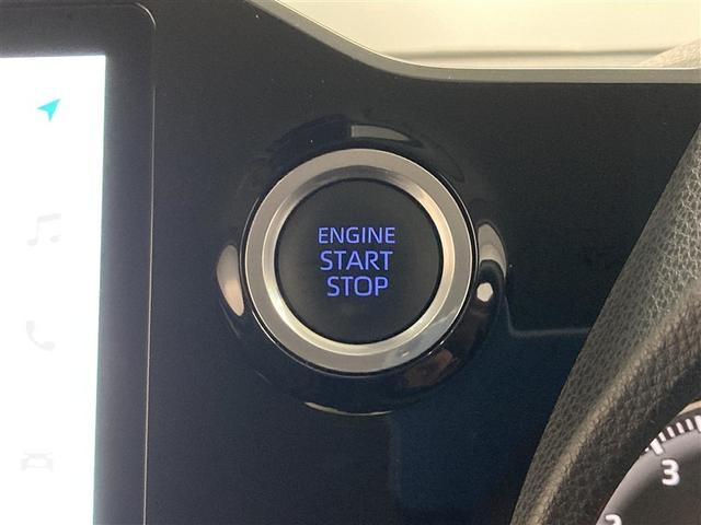 ノア Ｇ　ミュージックプレイヤー接続可　バックカメラ　衝突被害軽減システム　ＥＴＣ　ドラレコ　両側電動スライド　ＬＥＤヘッドランプ　ウオークスルー　乗車定員８人　３列シート　ワンオーナー（17枚目）