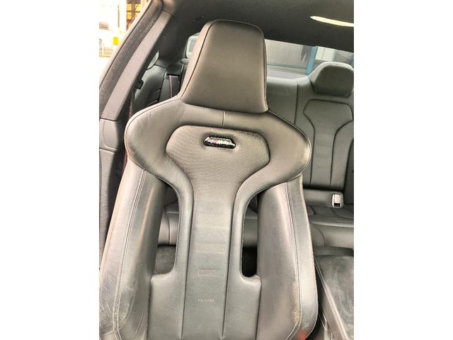 Ｍ４ Ｍ４クーペ　コンペティション　純正ナビ　フルセグ　ハーマンカードン　バックカメラ　ＥＴＣ　レザーシート　フロントパワーシート・ヒーター　純正アルミホイール　７速Ｍ　ＤＣＴ（ドライブロジック付）社外前後ドラレコ　社外ローダウン（24枚目）