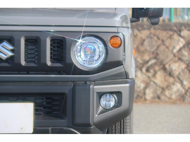 ジムニー XC XC 未使車 AT車 4WD 禁煙車 LEDヘッドライト スマートキー 純正16インチアルミホイール シートヒーター 電動格納式ドアミラー パワーウィンド(5枚目)