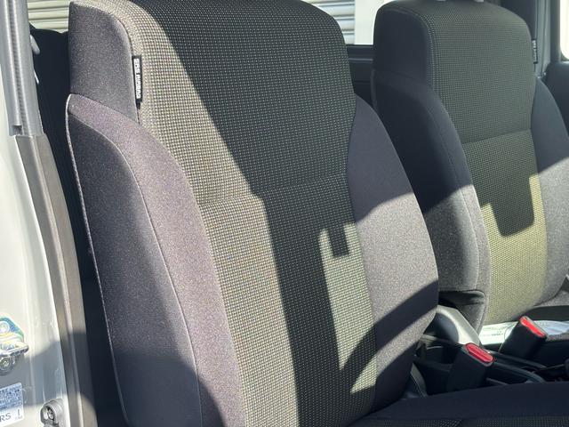 ジムニー XC XC 未使車 AT車 4WD 禁煙車 LEDヘッドライト スマートキー 純正16インチアルミホイール シートヒーター 電動格納式ドアミラー パワーウィンド(12枚目)