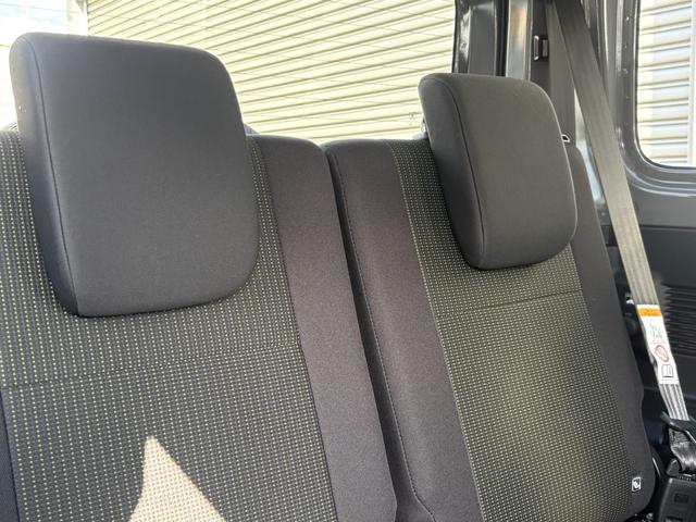 ジムニー XC XC 未使車 AT車 4WD 禁煙車 LEDヘッドライト スマートキー 純正16インチアルミホイール シートヒーター 電動格納式ドアミラー パワーウィンド(36枚目)