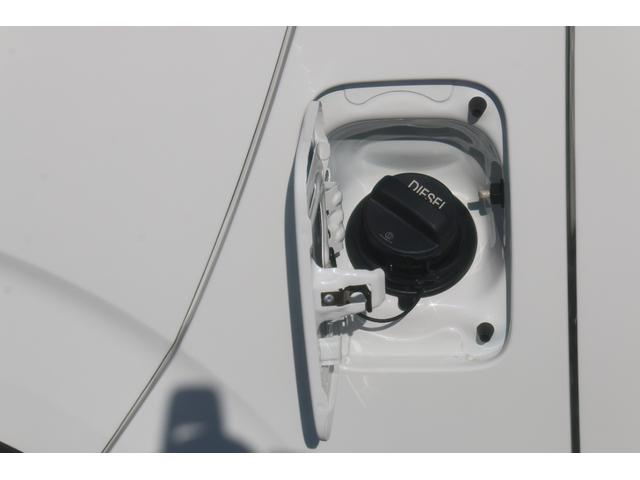 ハイエースバン ＤＸ　ＧＬパッケージ　ディーゼル車　ＬＥＤヘッドライト　パノラミックビューモニター　デジタルインナーミラー　リヤクーラー（12枚目）
