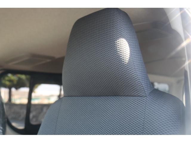 ハイエースバン ＤＸ　ＧＬパッケージ　ディーゼル車　ＬＥＤヘッドライト　パノラミックビューモニター　デジタルインナーミラー　リヤクーラー（26枚目）