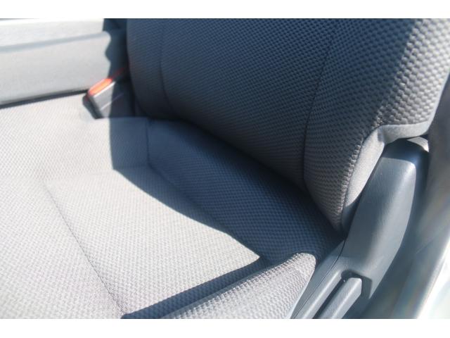 ハイエースバン ＤＸ　ＧＬパッケージ　ディーゼル車　ＬＥＤヘッドライト　パノラミックビューモニター　デジタルインナーミラー　リヤクーラー（30枚目）