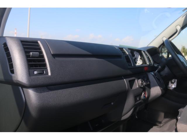 ハイエースバン ＤＸ　ＧＬパッケージ　ディーゼル車　ＬＥＤヘッドライト　パノラミックビューモニター　デジタルインナーミラー　リヤクーラー（46枚目）