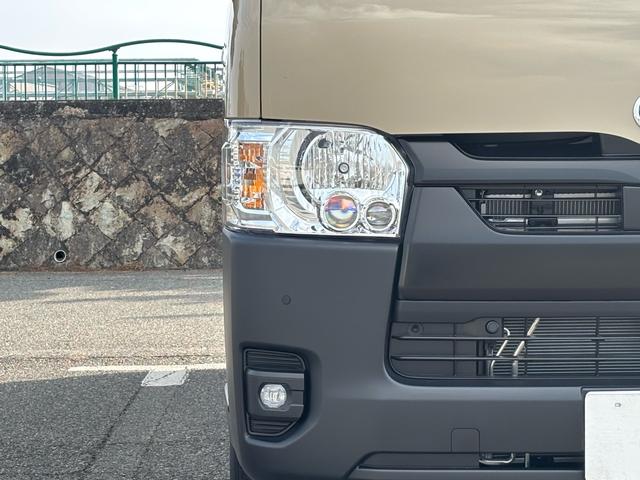 ハイエースバン ロングスーパーGL 両側パワースライドドア LEDヘッドライト パノラマミックビューモニター デジタルインナーミラー 登録済未使用車(4枚目)