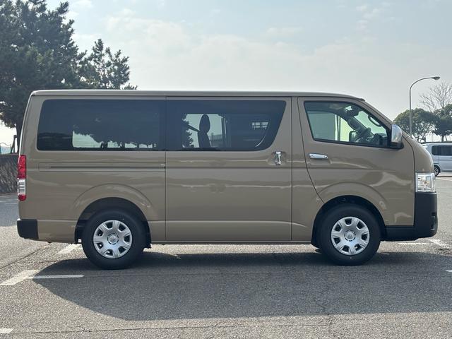 ハイエースバン ロングスーパーGL 両側パワースライドドア LEDヘッドライト パノラマミックビューモニター デジタルインナーミラー 登録済未使用車(6枚目)