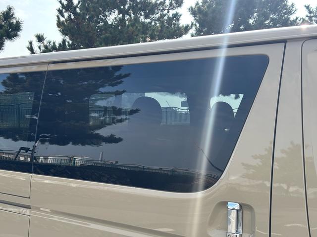 ハイエースバン ロングスーパーGL 両側パワースライドドア LEDヘッドライト パノラマミックビューモニター デジタルインナーミラー 登録済未使用車(12枚目)