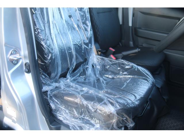 ハイゼットカーゴ 　届出済未使用車　オーディオ７インチワイド　ＬＥＤパック　パワステ　パワーウィンドウ　キーレス　ＥＴＣ　バックカメラ　Ｂｌｕｅｔｏｏｔｈ　外品アシマット（49枚目）