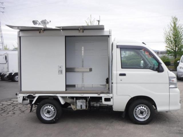 移動販売車 300kg積 AT ショーケース 両側跳上(11枚目)