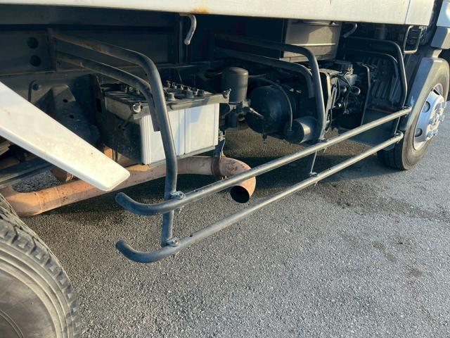 ヒノレンジャー ダンプ 3.6t 電動コボレーン フェンダーヘッドライト 左電動格納ミラー(17枚目)