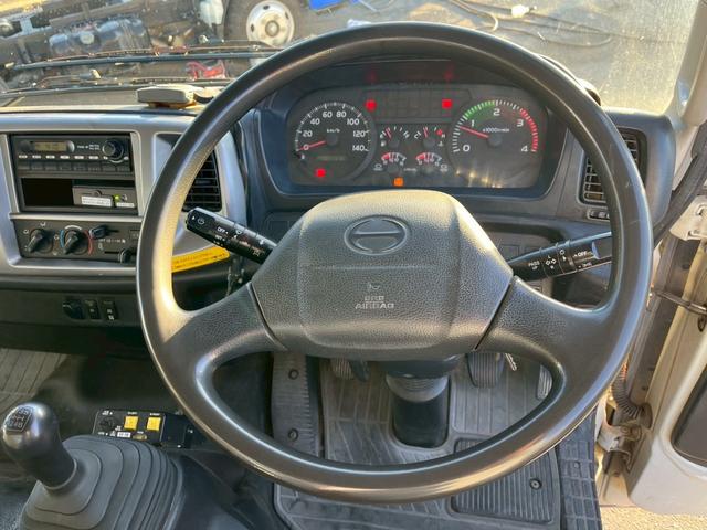 ヒノレンジャー ダンプ 3.6t 電動コボレーン フェンダーヘッドライト 左電動格納ミラー(23枚目)