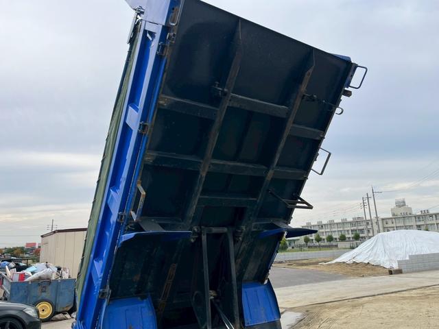 タイタントラック ダンプ 3t4ナンバー 低床 強化 6MT コボレーン 中間ピン 作業灯 電動格納ミラー ETC キーレス アドブルー HSA坂道発進補助 ASR 光軸調整ダイヤル いすずエルフOEM(10枚目)