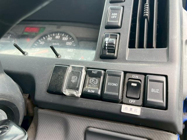 タイタントラック ダンプ 3t4ナンバー 低床 強化 6MT コボレーン 中間ピン 作業灯 電動格納ミラー ETC キーレス アドブルー HSA坂道発進補助 ASR 光軸調整ダイヤル いすずエルフOEM(17枚目)