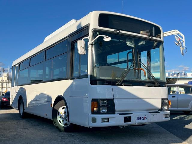 ヒノレインボー 　路線仕様　５７人乗り　９ｍバス（2枚目）