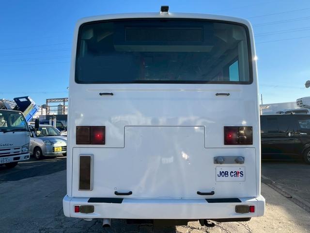 ヒノレインボー 　路線仕様　５７人乗り　９ｍバス（8枚目）