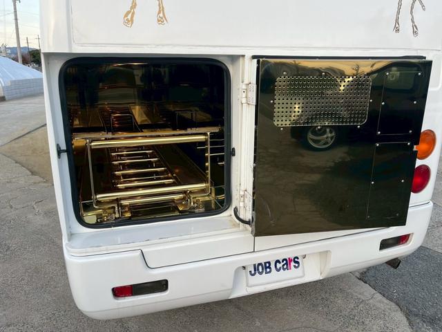 ローザ 霊柩車 17人乗 レトロフェイス リア棺台 バックカメラ ETC(9枚目)