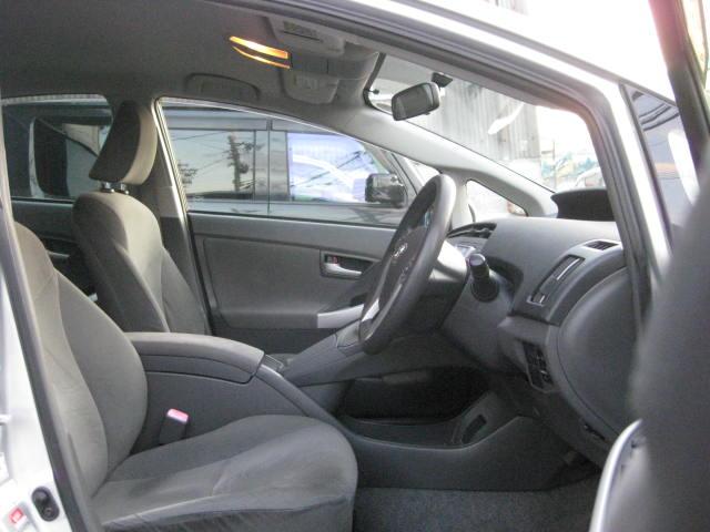 プリウス S ワンオーナー ナビTV バックカメラ スマートキー エンジンプッシュ ETC 禁煙車(5枚目)