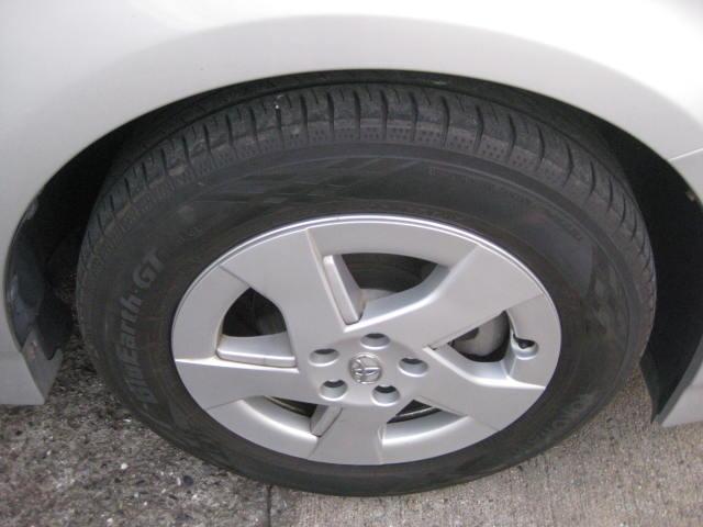 プリウス S ワンオーナー ナビTV バックカメラ スマートキー エンジンプッシュ ETC 禁煙車(12枚目)