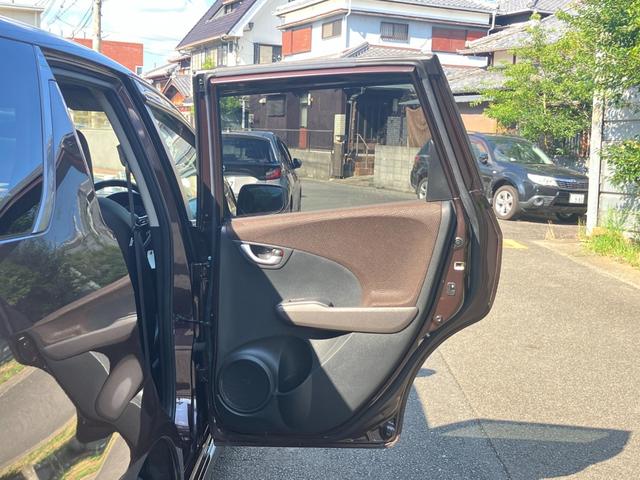 フィットシャトルハイブリッド ハイブリッド　ナビＴＶ／ＥＴＣ／クルーズコントロール（39枚目）