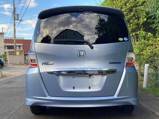 フリードハイブリッド ジャストセレクション　ナビＴＶ／ＥＴＣ／アルミホイール／バックカメラ／クルーズコントロール／ＨＩＤヘッドライト（18枚目）