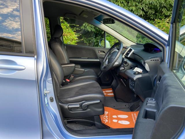 フリードハイブリッド ジャストセレクション　ナビＴＶ／ＥＴＣ／アルミホイール／バックカメラ／クルーズコントロール／ＨＩＤヘッドライト（21枚目）