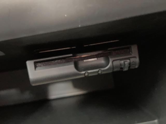 セレナ Ｓ　ナビ／ＴＶ／ＥＴＣ／バックカメラ／クルーズコントロール／両側スライド／左パワースライドドア／アラウンドビューモニター／エマージェンシーブレーキ／プッシュスタート（7枚目）