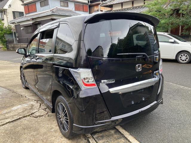 フリードハイブリッド ジャストセレクション　ナビＴＶ／クルーズコントロール／アルミホイール／ＨＩＤヘッドライト（22枚目）