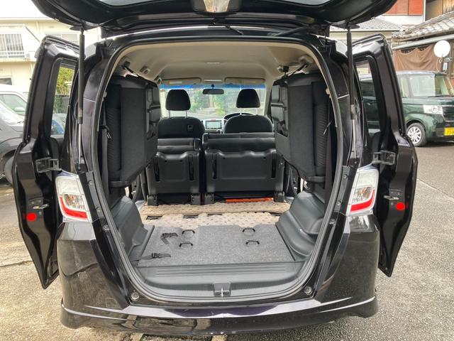 フリードハイブリッド ジャストセレクション　ナビＴＶ／クルーズコントロール／アルミホイール／ＨＩＤヘッドライト（39枚目）