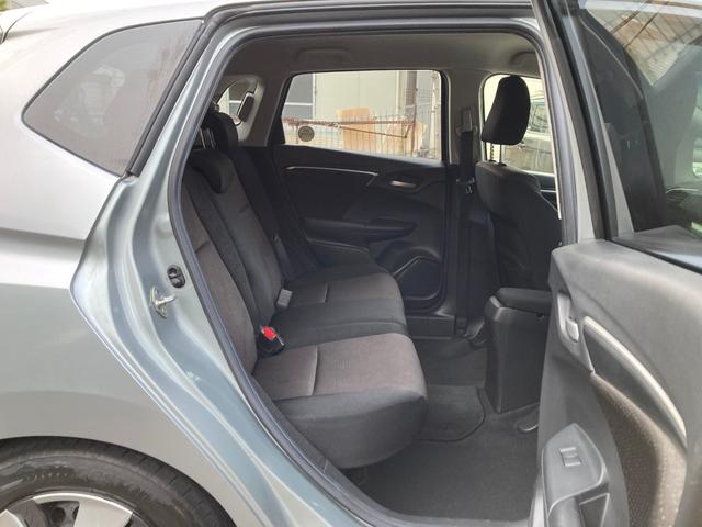 フィットハイブリッド Ｆパッケージ　ナビＴＶ／ＥＴＣ／プッシュスタート（28枚目）