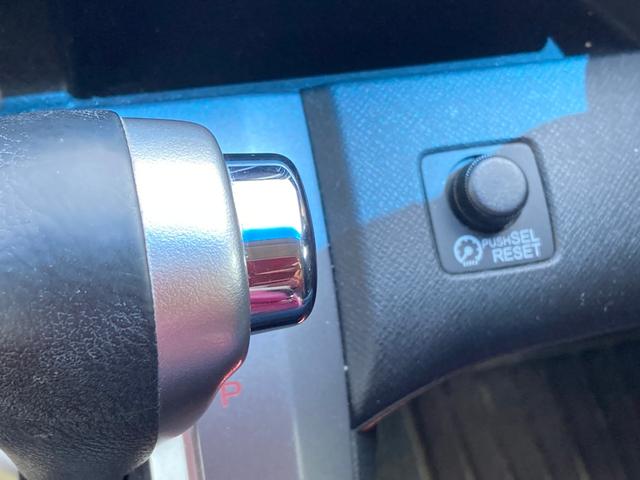 ステップワゴンスパーダ Ｚ　インターナビセレクション　ＴＶ／後席モニタ／ＨＤＤナビ／ＥＴＣ／バックモニター／プッシュスタート（37枚目）